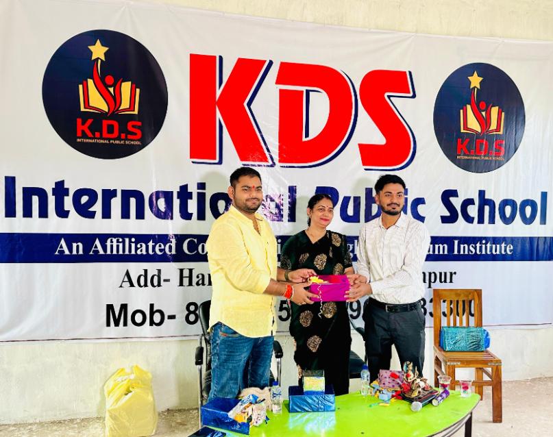 WhatsApp Image 2025-05-17 at 9.59.18 PM (1)